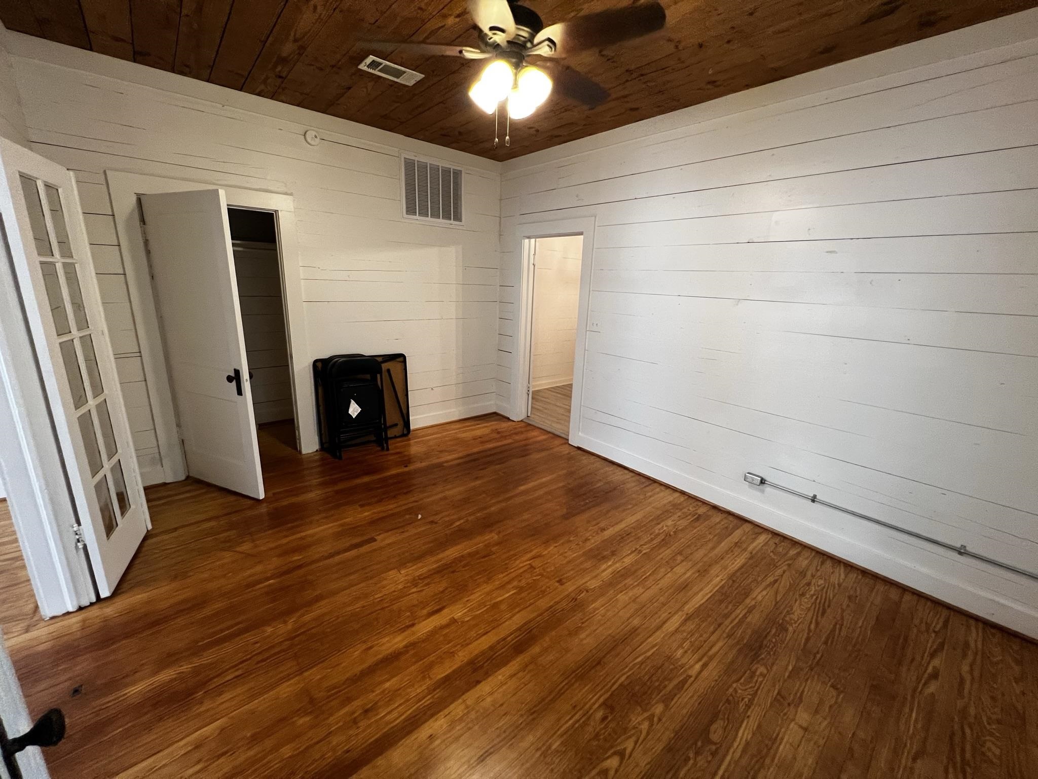 170 South 4th Street Silsbee, TX 77656 - Photo 8 of 26