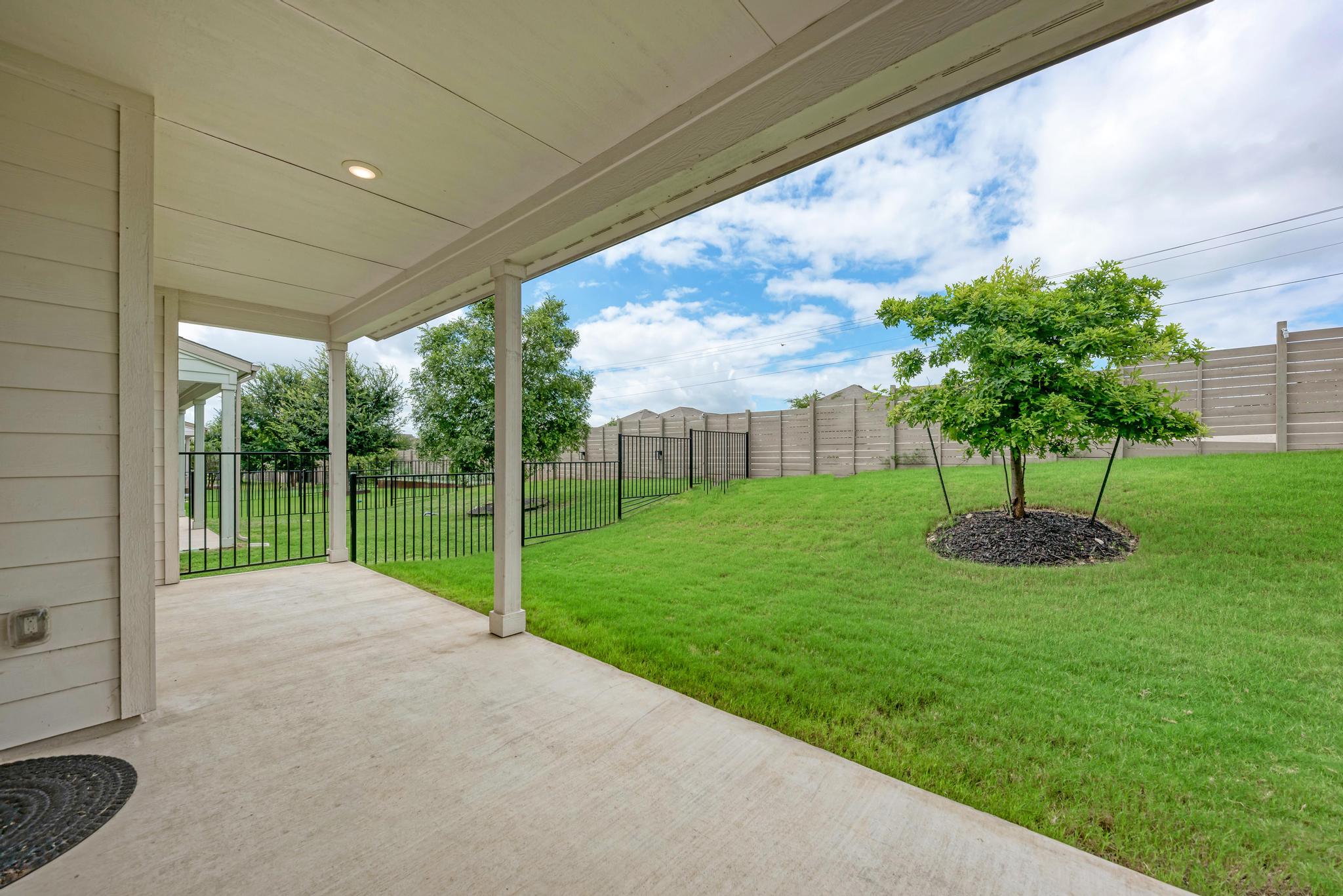 7203 Travertine Spring Drive Austin, TX 78744 - Photo 35 of 38