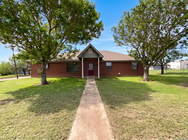 $275,000 | 1014 Avenue I, Poteet, TX 78065