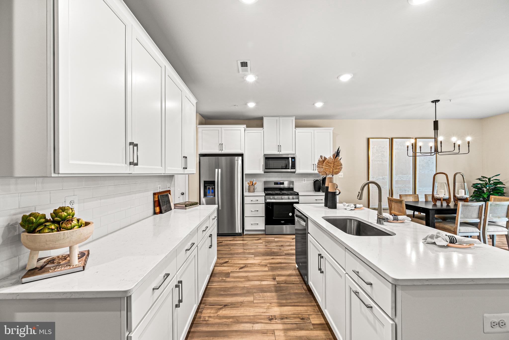 16 Four Leaf Drive Downingtown, PA 19335 - Photo 2 of 14