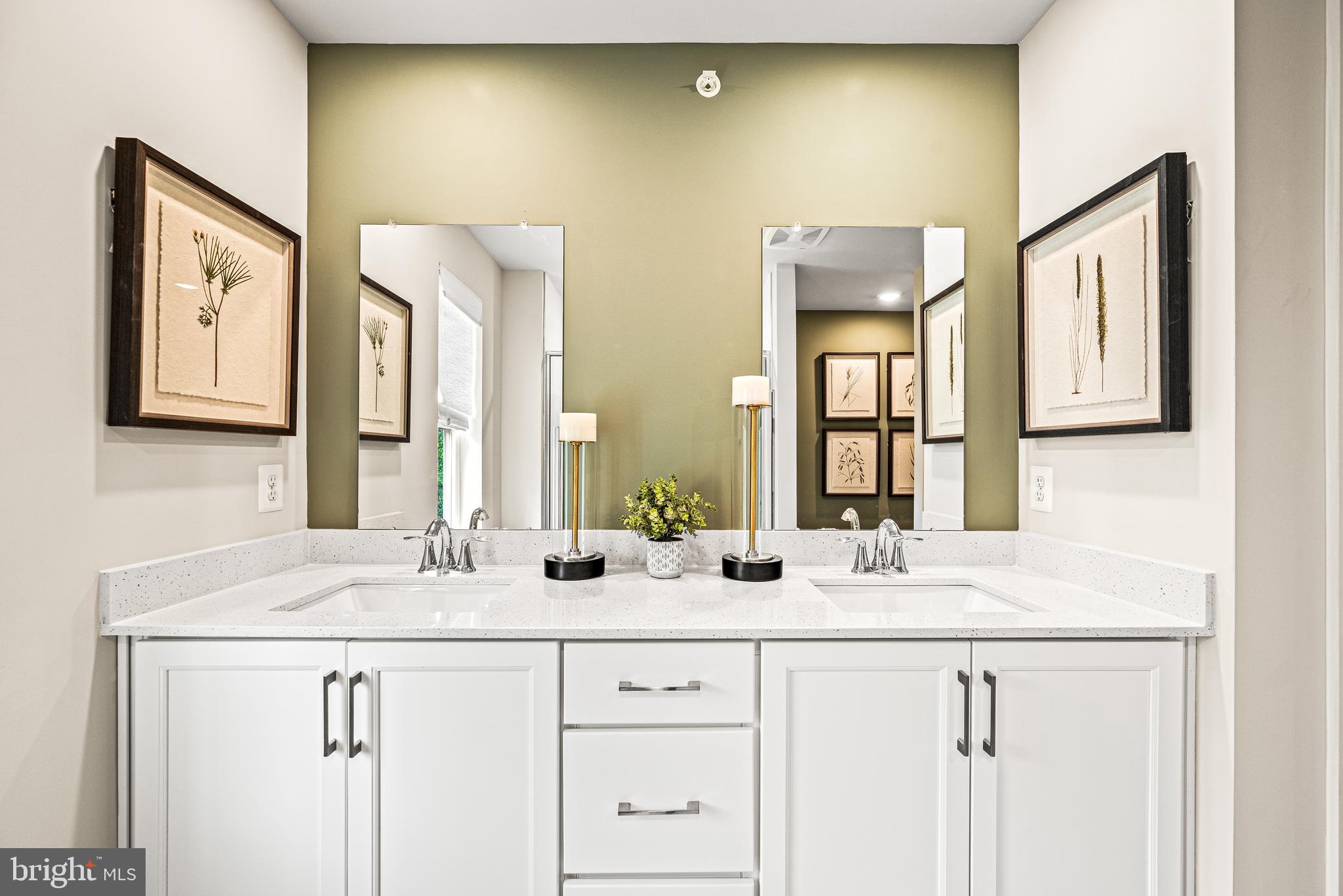 16 Four Leaf Drive Downingtown, PA 19335 - Photo 7 of 14