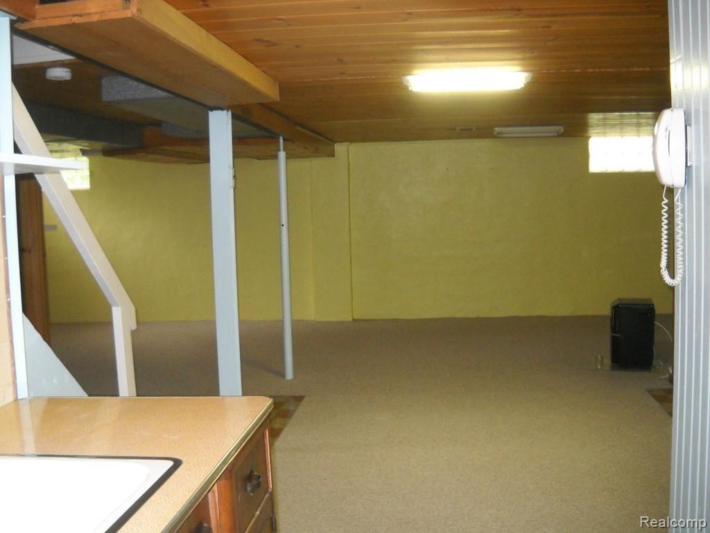 28310 Five Mile Road Livonia, MI 48154 - Photo 17 of 28 DSCN2201.jpg