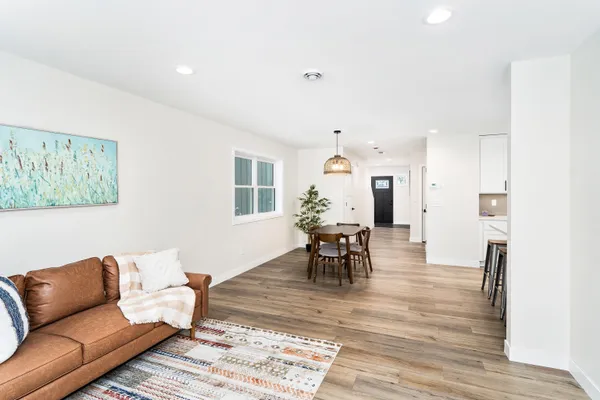 $458,500 | 2108 Cottage Hl Circle, Duluth, MN 55811