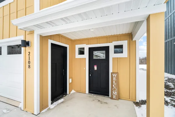 $458,500 | 2108 Cottage Hl Circle, Duluth, MN 55811