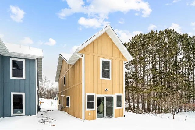 $458,500 | 2108 Cottage Hl Circle, Duluth, MN 55811