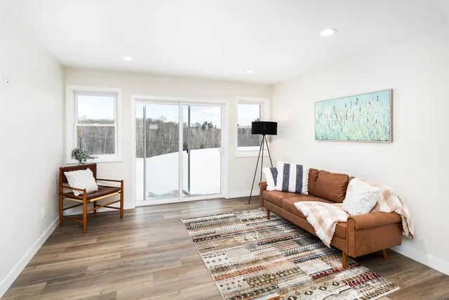 $458,500 | 2108 Cottage Hl Circle, Duluth, MN 55811