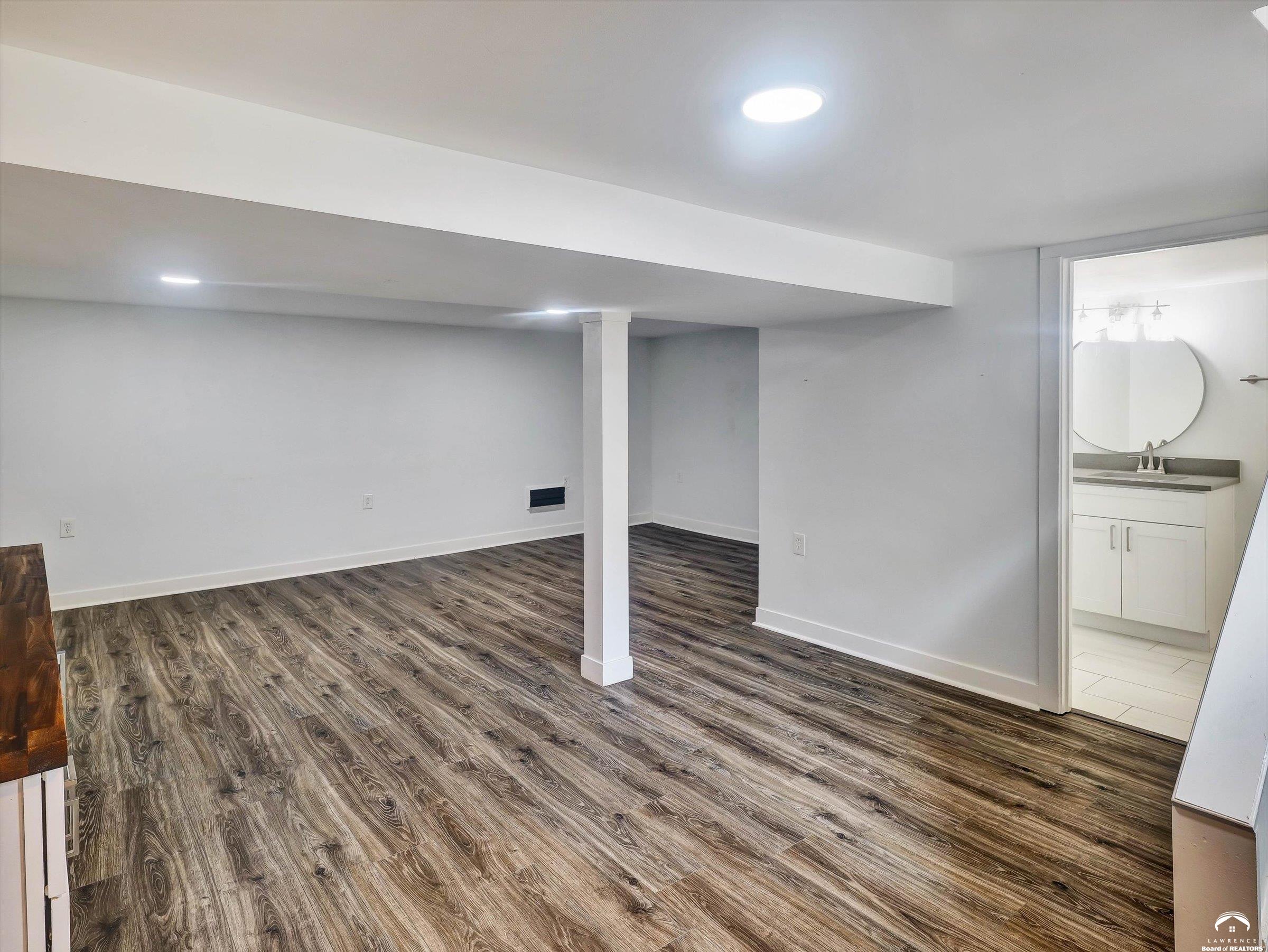 7002 Nieman Road Shawnee, KS 66203 - Photo 22 of 36 Gallery Image 22