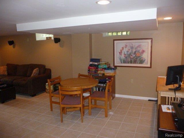 340 Ridgemont Road Grosse Pointe, MI 48236 - Photo 13 of 24 P1010627