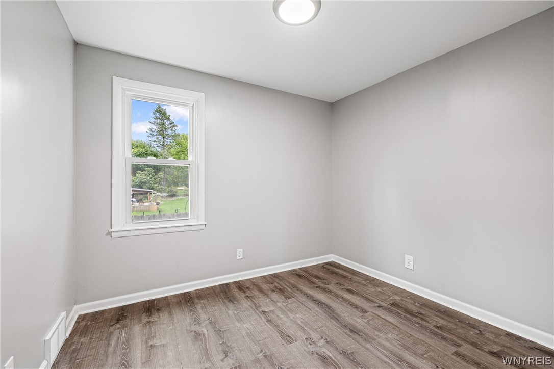 7316 Rochester Road Lockport Town, NY 14094 - Photo 26 of 46 Gallery Image 26