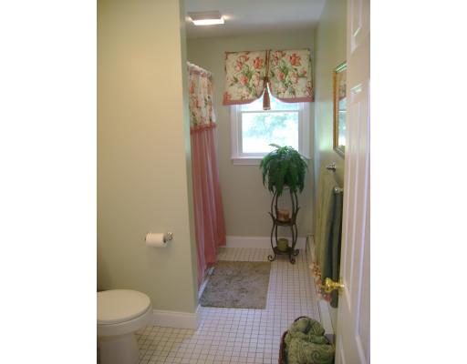 23 Inman Road Weymouth, MA 02188 - Photo 21 of 29