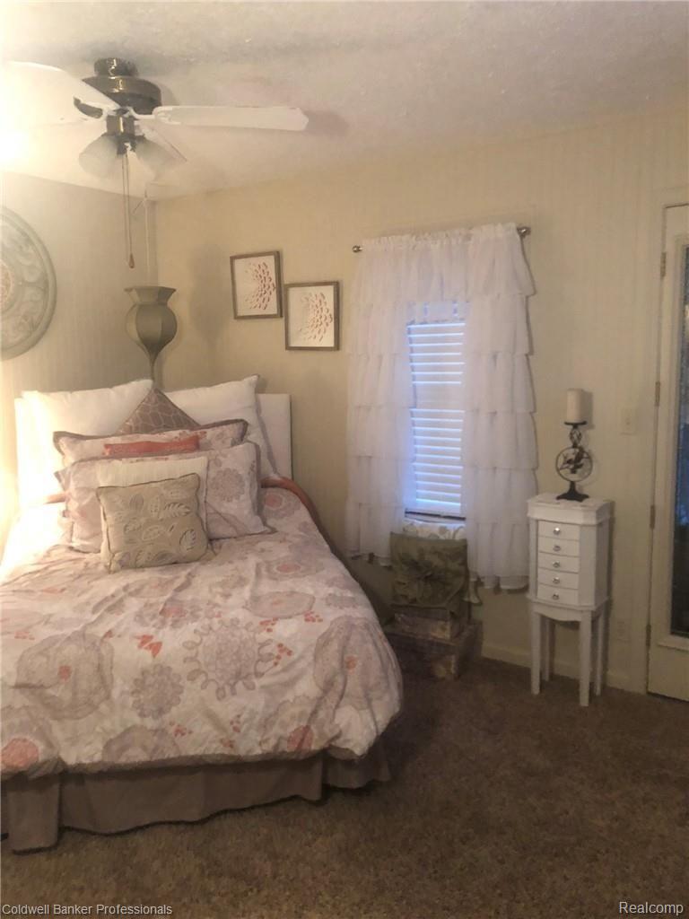 902 West Silver Lake Road Fenton, MI 48430 - Photo 10 of 26 10.JPEG
