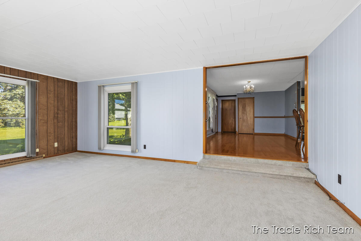 656 20 Mile Road Barryton, MI 49305 - Photo 11 of 55 IMG_1009