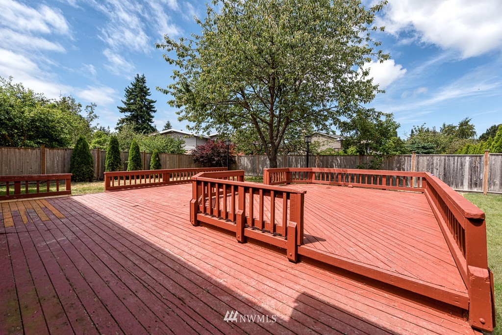8229 230th Street Southwest Edmonds, WA 98026 - Photo 21 of 25 Gallery Image 21