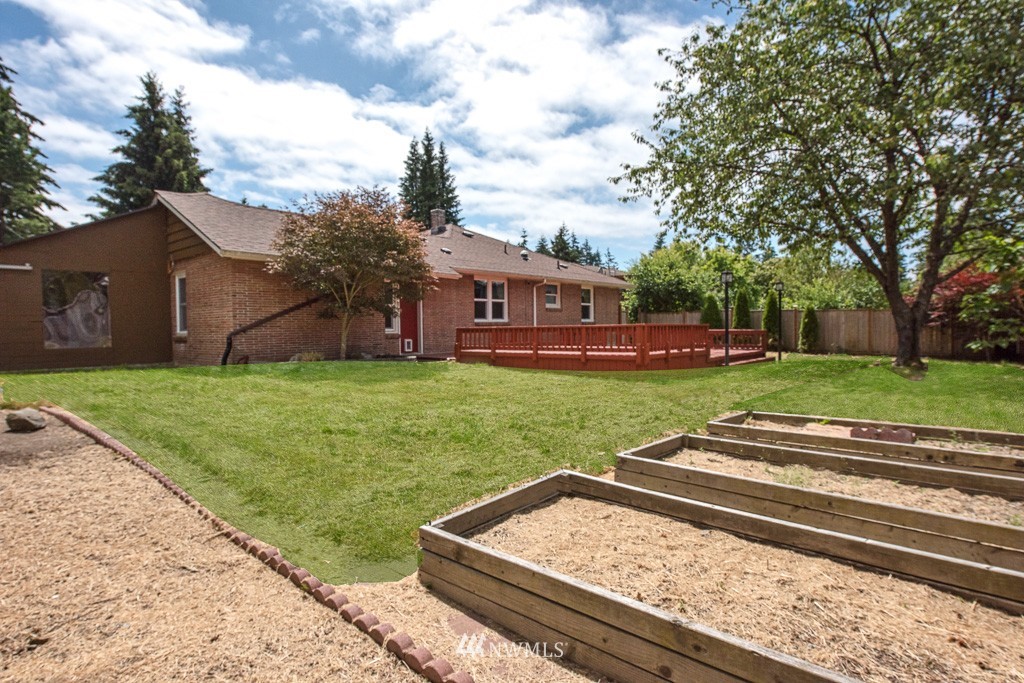 8229 230th Street Southwest Edmonds, WA 98026 - Photo 22 of 25 Gallery Image 22