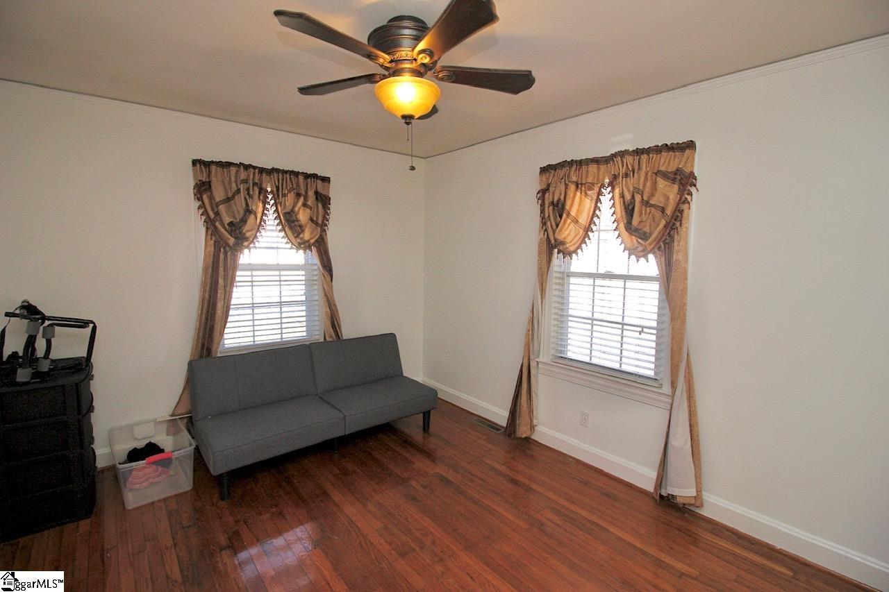 17 Springfield Avenue Greenville, SC 29611 - Photo 23 of 34