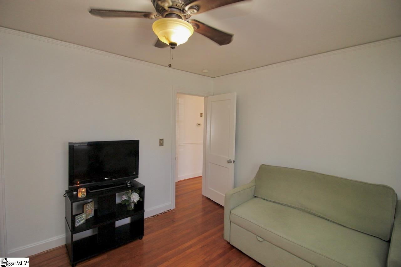 17 Springfield Avenue Greenville, SC 29611 - Photo 24 of 34