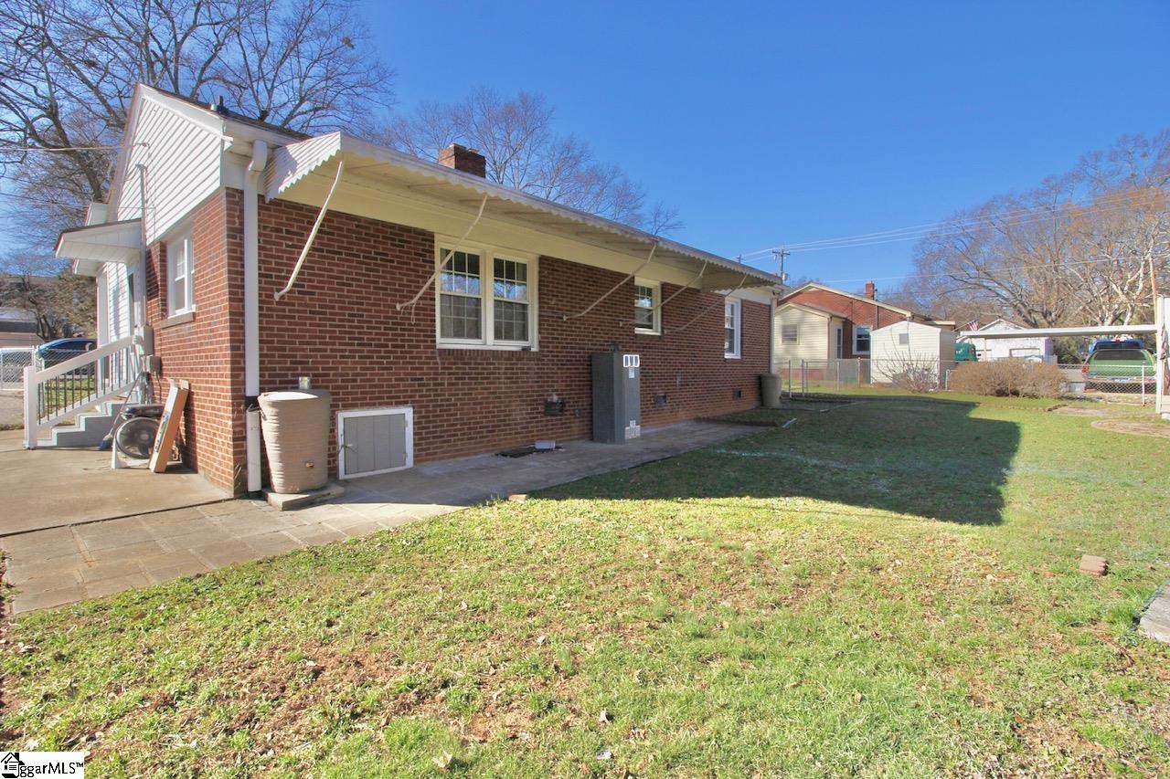 17 Springfield Avenue Greenville, SC 29611 - Photo 26 of 34