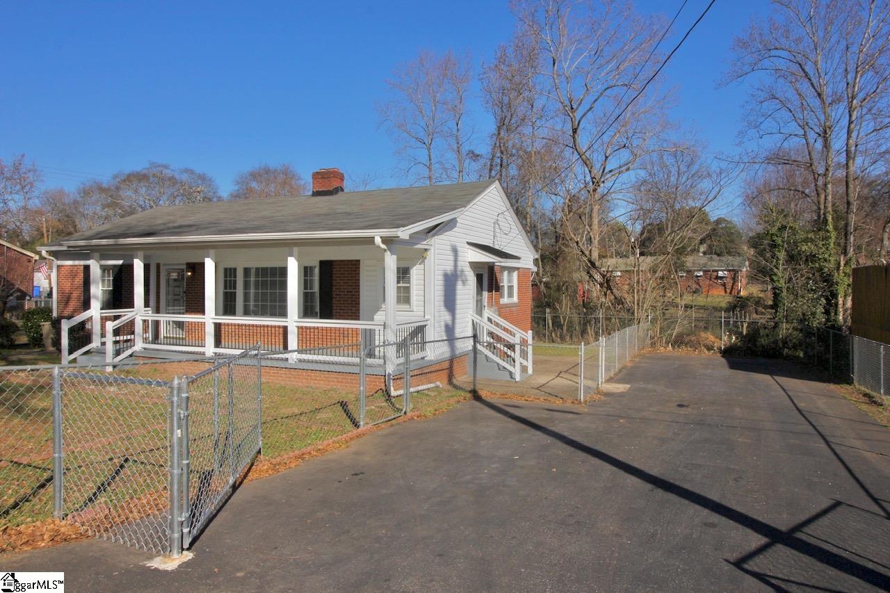 17 Springfield Avenue Greenville, SC 29611 - Photo 28 of 34