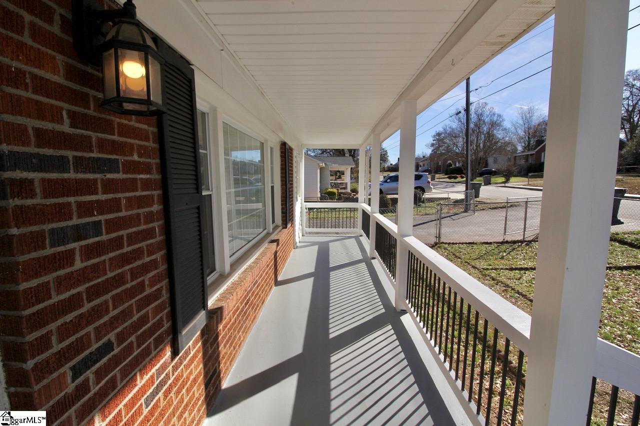 17 Springfield Avenue Greenville, SC 29611 - Photo 31 of 34