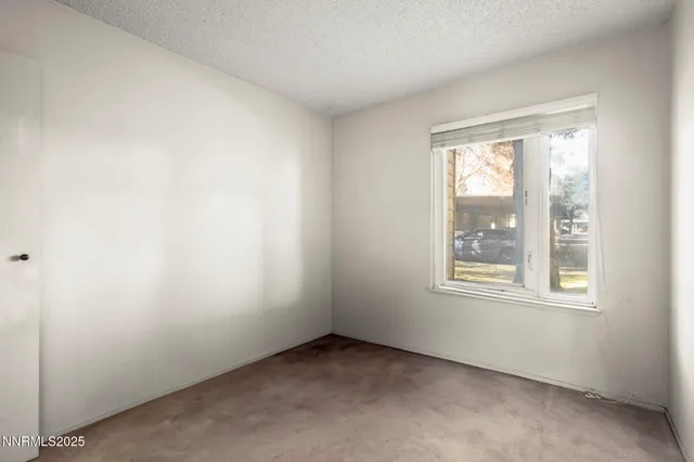 $240,000 | 2371 Roundhouse Road, Sparks, NV 89431