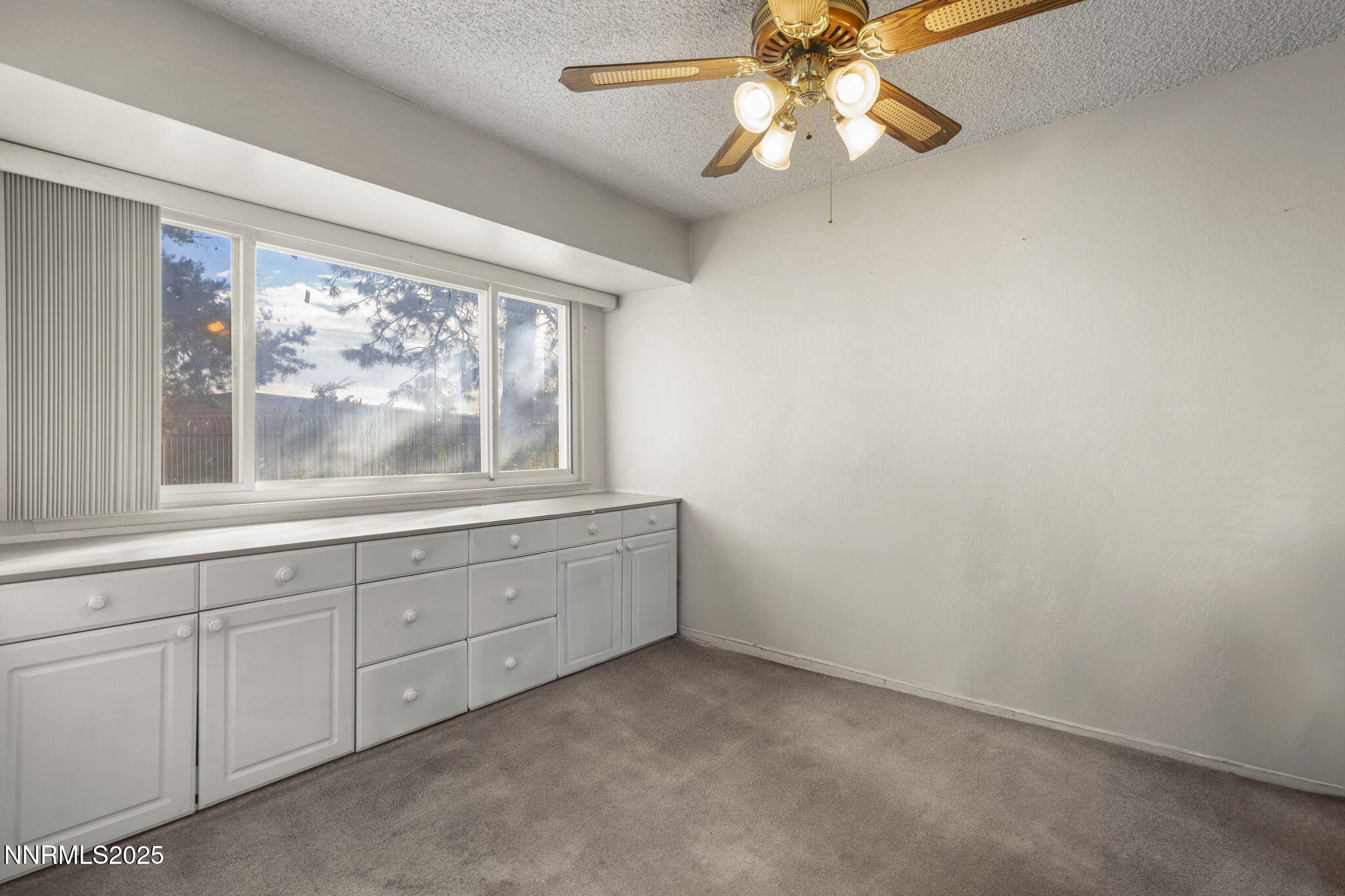 2371 Roundhouse Road Sparks, NV 89431 - Photo 6 of 16 12-web-or-mls-_DSC8185