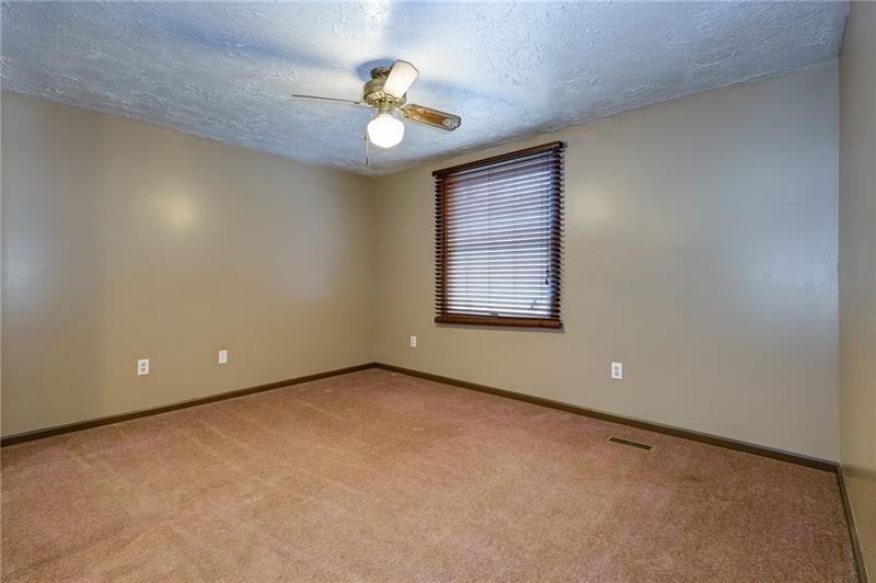 402 Three Degree Road Renfrew, PA 16053 - Photo 21 of 25