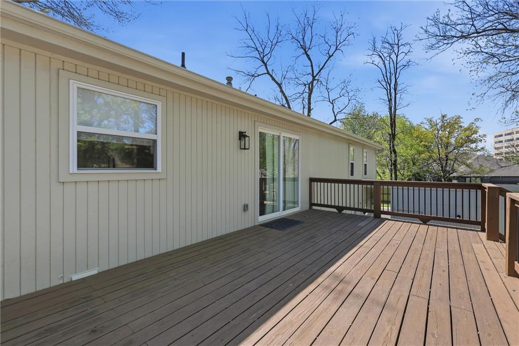 10661 Riggs Drive Overland Park, KS 66212 - Photo 27 of 32