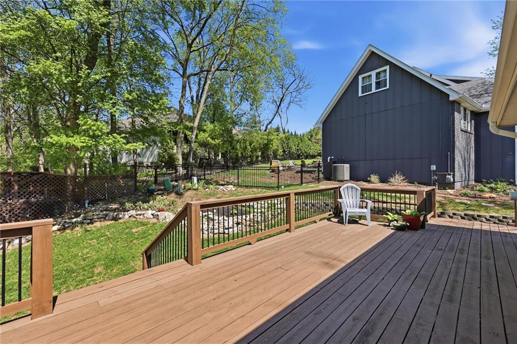 10661 Riggs Drive Overland Park, KS 66212 - Photo 28 of 32