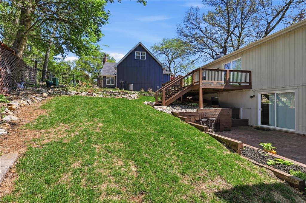 10661 Riggs Drive Overland Park, KS 66212 - Photo 29 of 32
