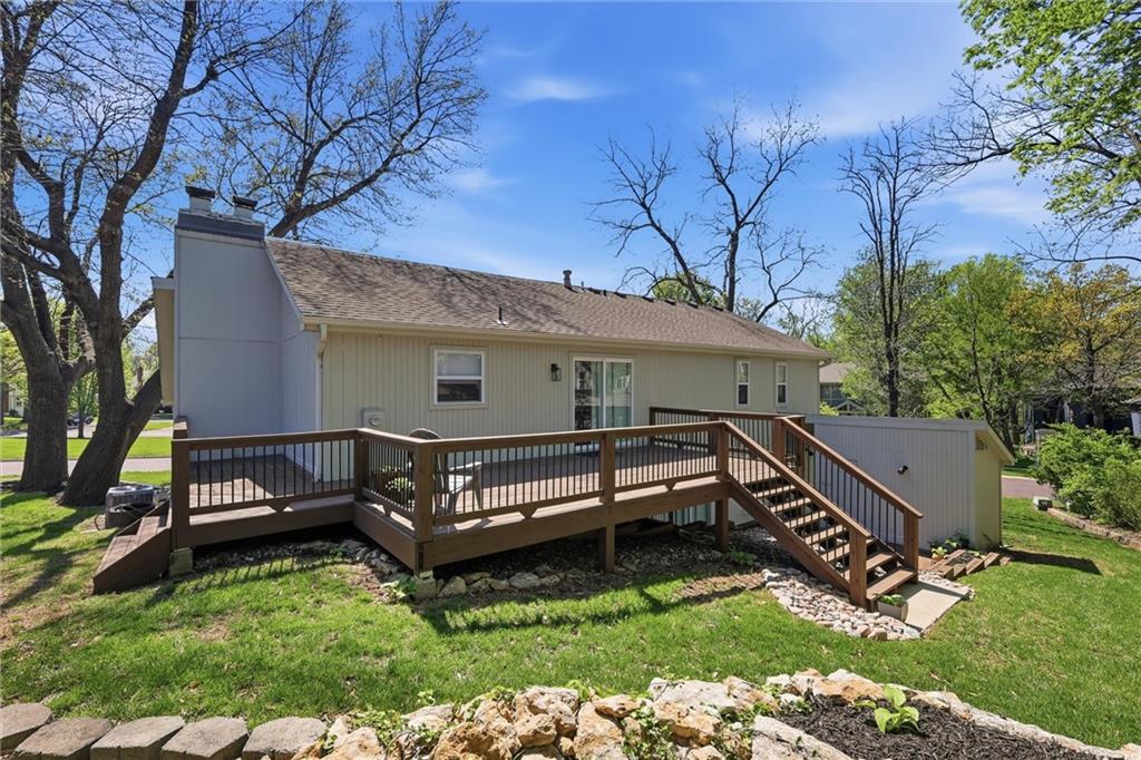 10661 Riggs Drive Overland Park, KS 66212 - Photo 30 of 32