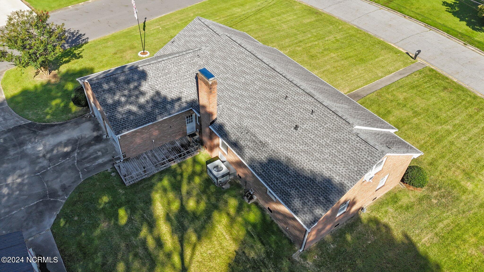 1804 Oxford Road Kinston, NC 28504 - Photo 40 of 45 40-web-or-mls-DJI_20240909095144_0110_D