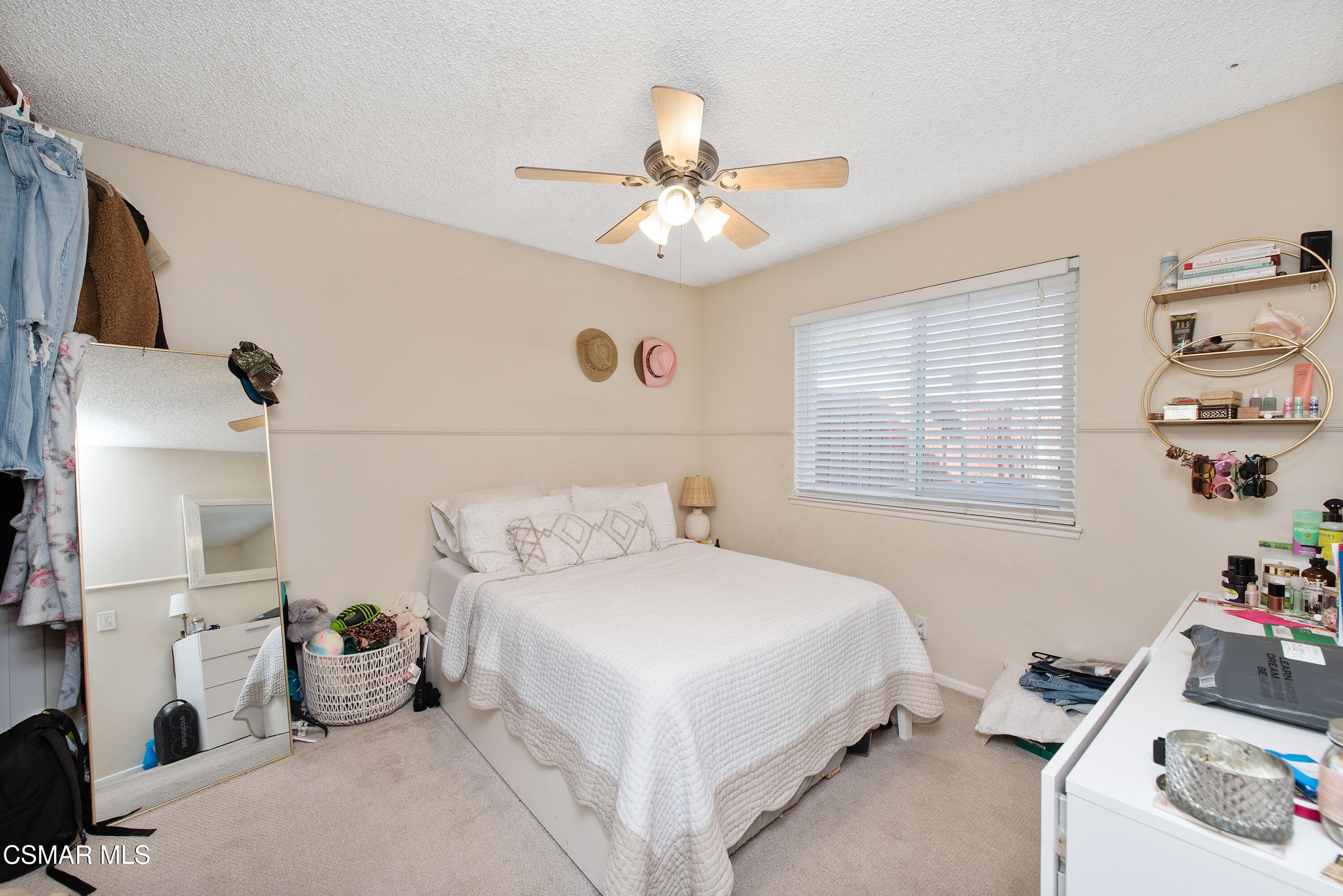4536 North Canyonlands Road Moorpark, CA 93021 - Photo 8 of 16 4536 N Canyonlands Rd Moorpark-15