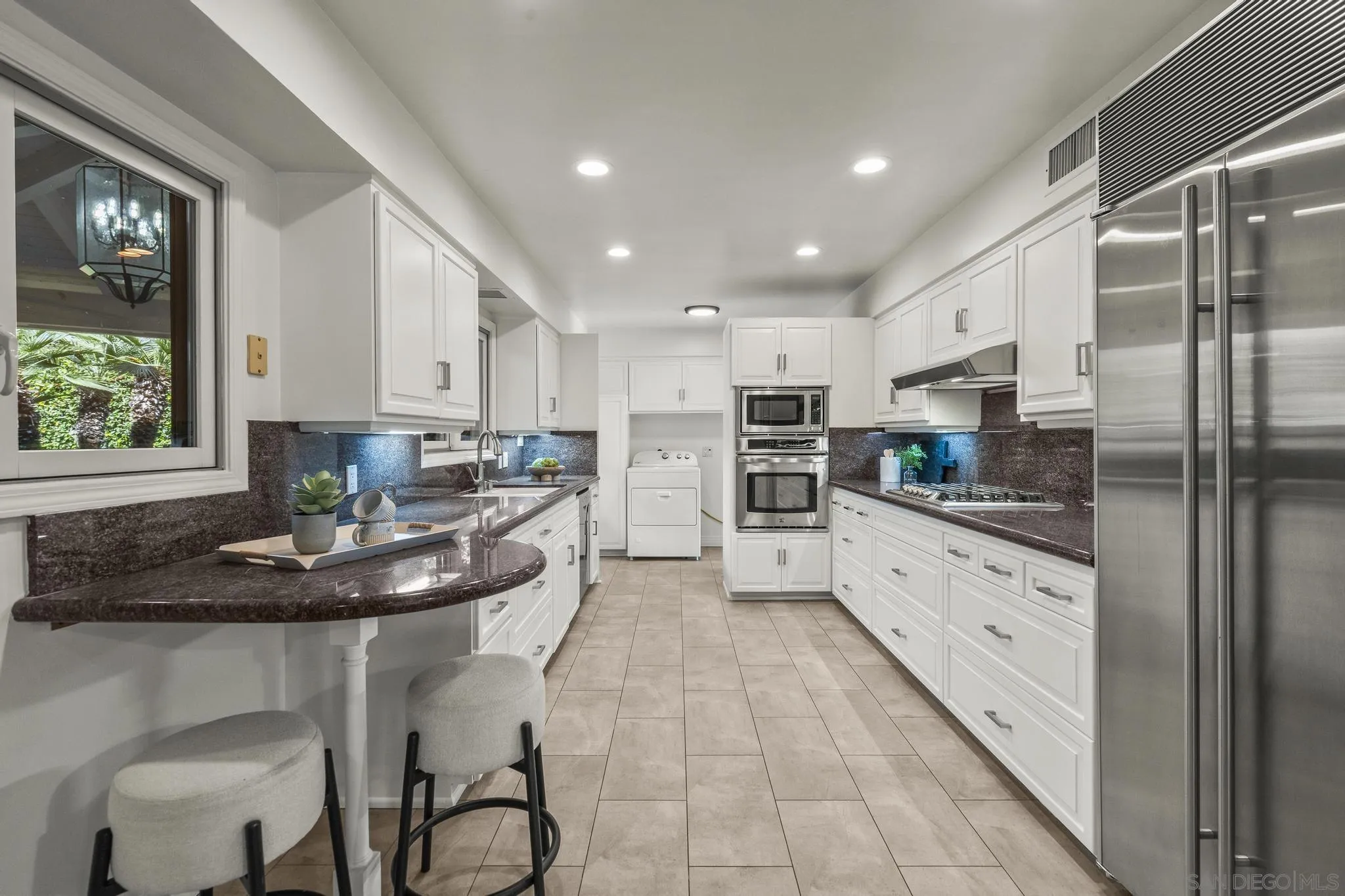 312 Sea Ridge Drive La Jolla, CA 92037 - Photo 14 of 50 Gallery Image 14