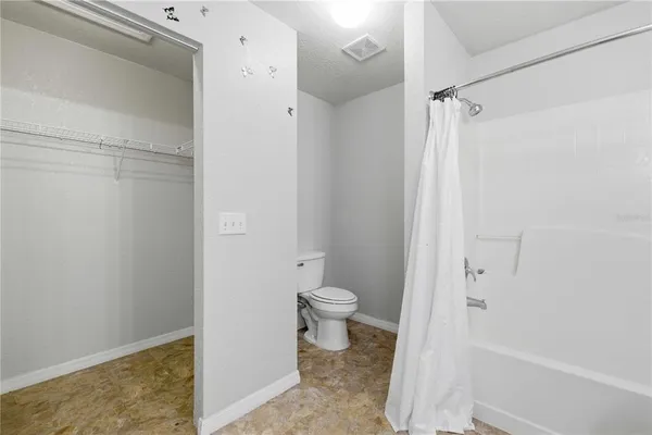 $2,190 | 91 Fir Drive, Ocala, FL 34472