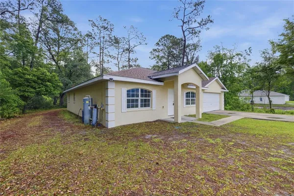 $2,190 | 91 Fir Drive, Ocala, FL 34472