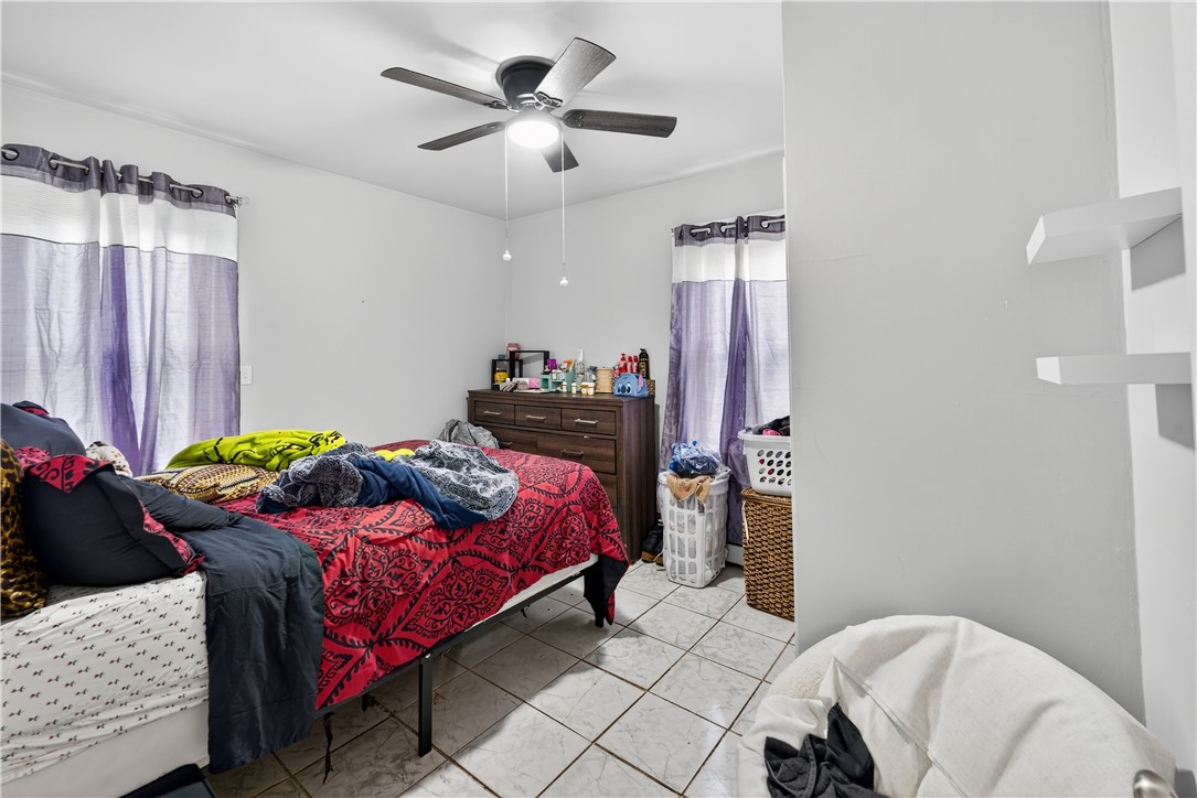 160 Magnolia Street Providence, RI 02909 - Photo 23 of 28