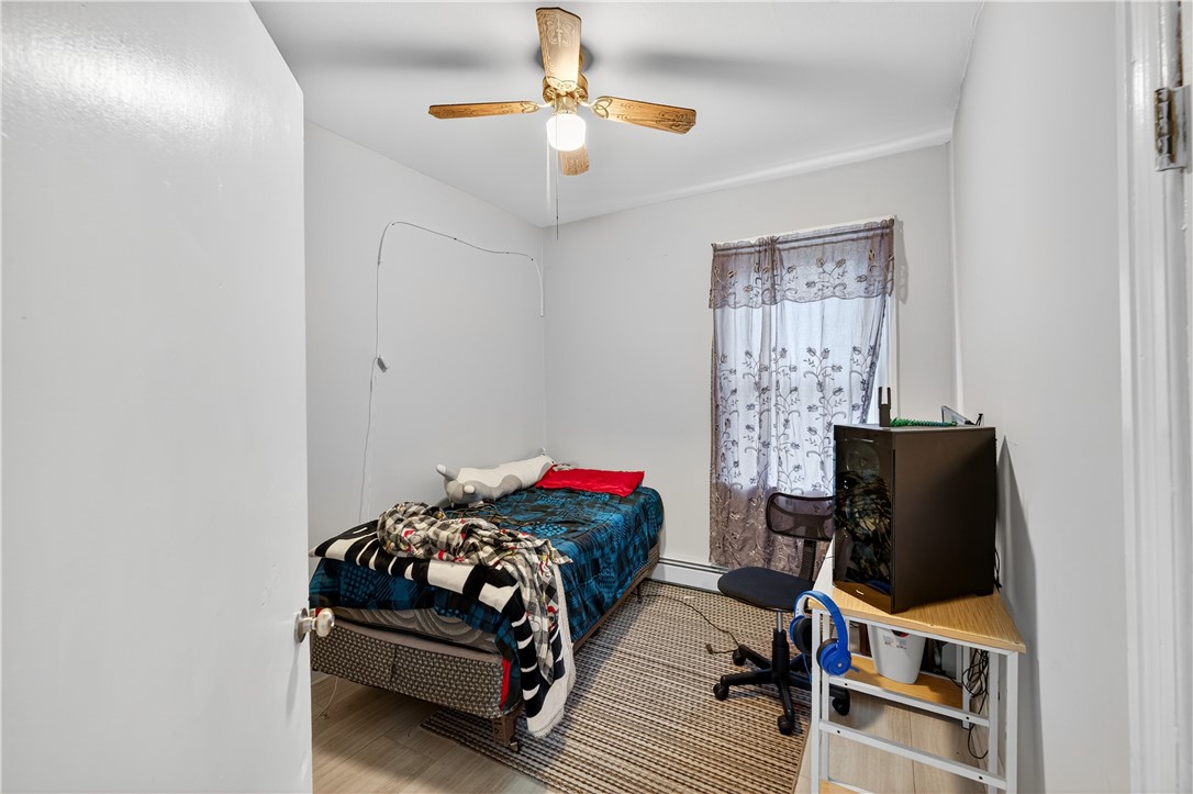 160 Magnolia Street Providence, RI 02909 - Photo 10 of 28