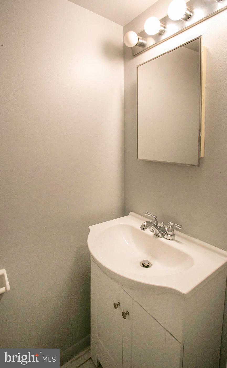 7015 Ridge Avenue, Unit 17 Philadelphia, PA 19128 - Photo 12 of 20 Gallery Image 12