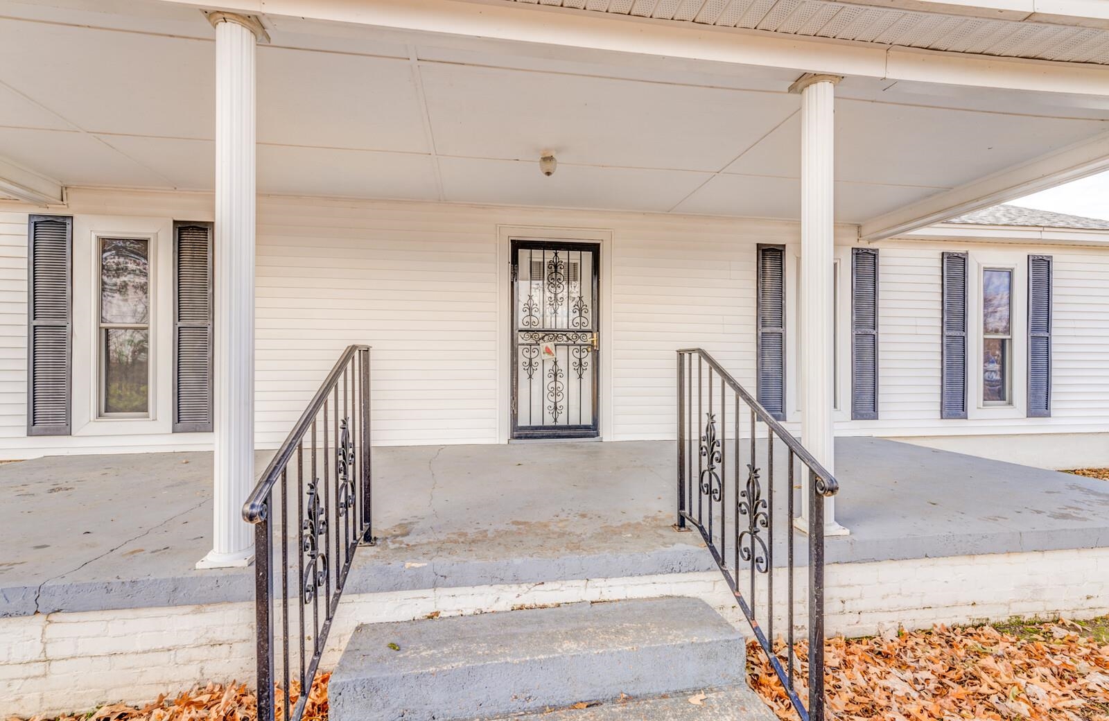 1183 Old Memphis Road Covington, TN 38019 - Photo 3 of 29 Entrance to property featuring a porch