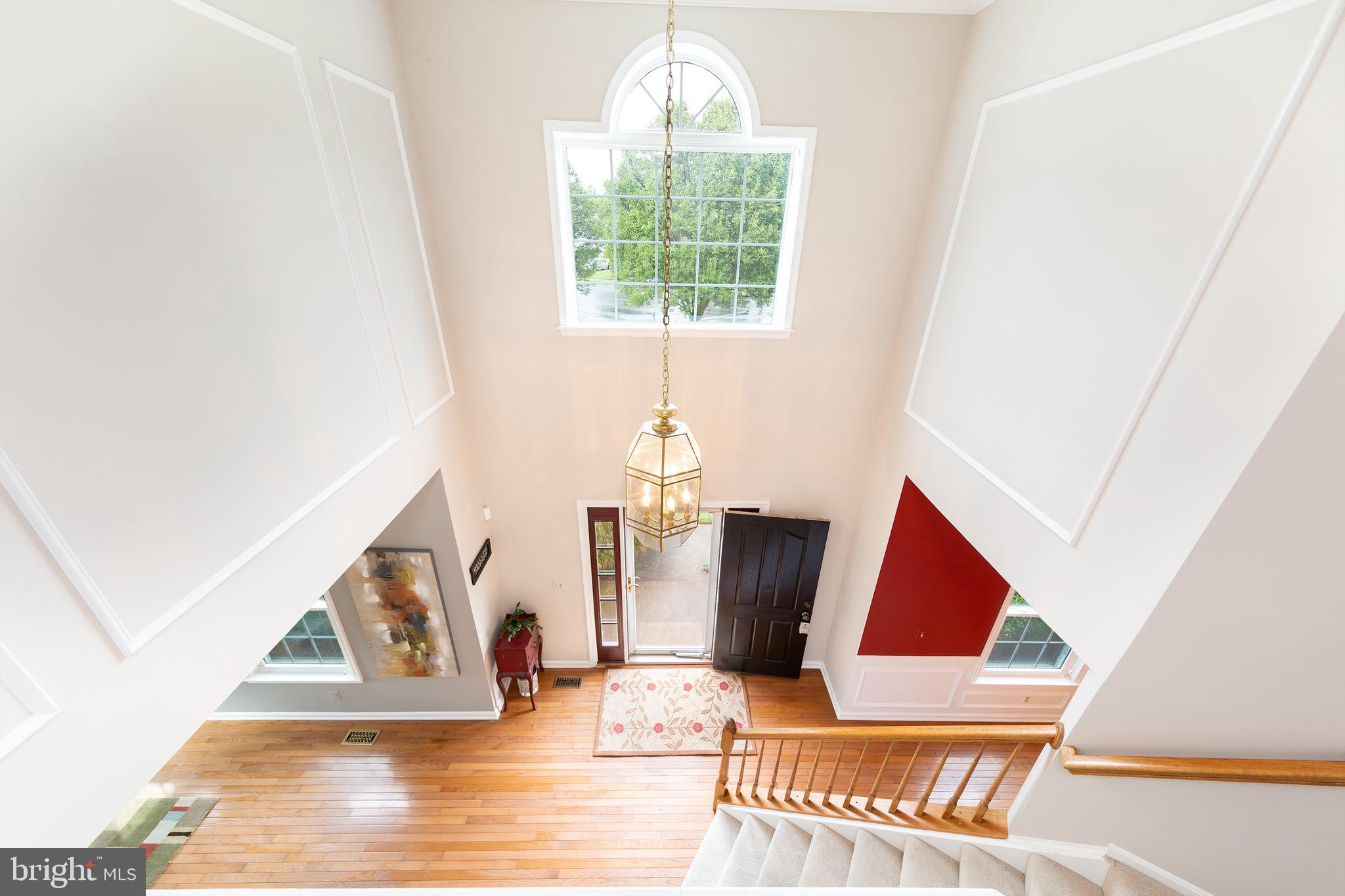 2314 Hurlingham Lane Reston, VA 20191 - Photo 4 of 40 Two Story Foyer