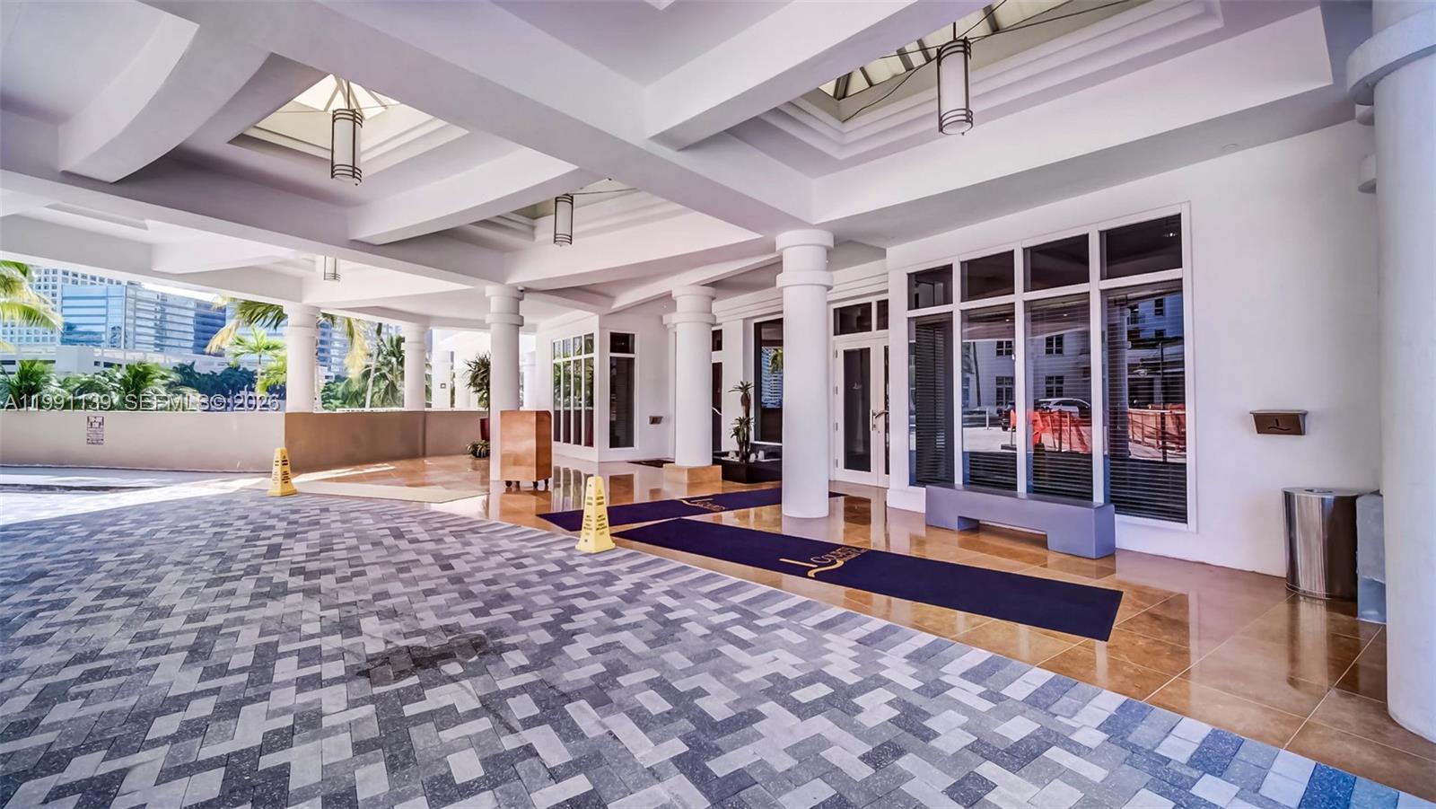 801 Brickell Key Boulevard, Unit 2502 Miami, FL 33131 - Photo 2 of 51