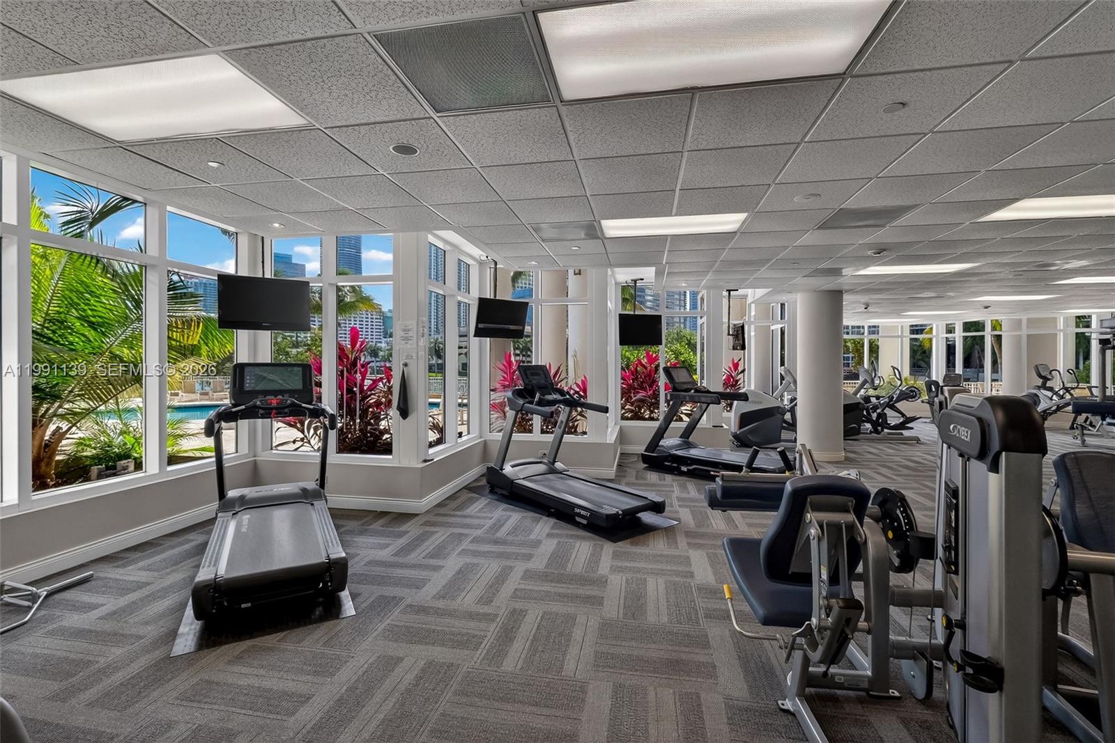 801 Brickell Key Boulevard, Unit 2502 Miami, FL 33131 - Photo 34 of 51