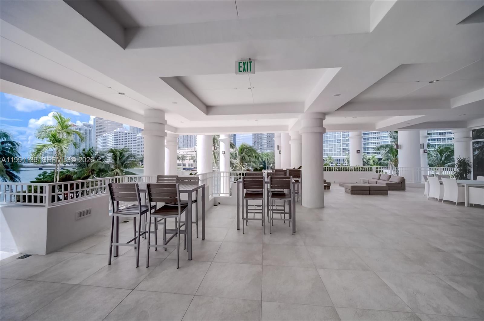 801 Brickell Key Boulevard, Unit 2502 Miami, FL 33131 - Photo 39 of 51