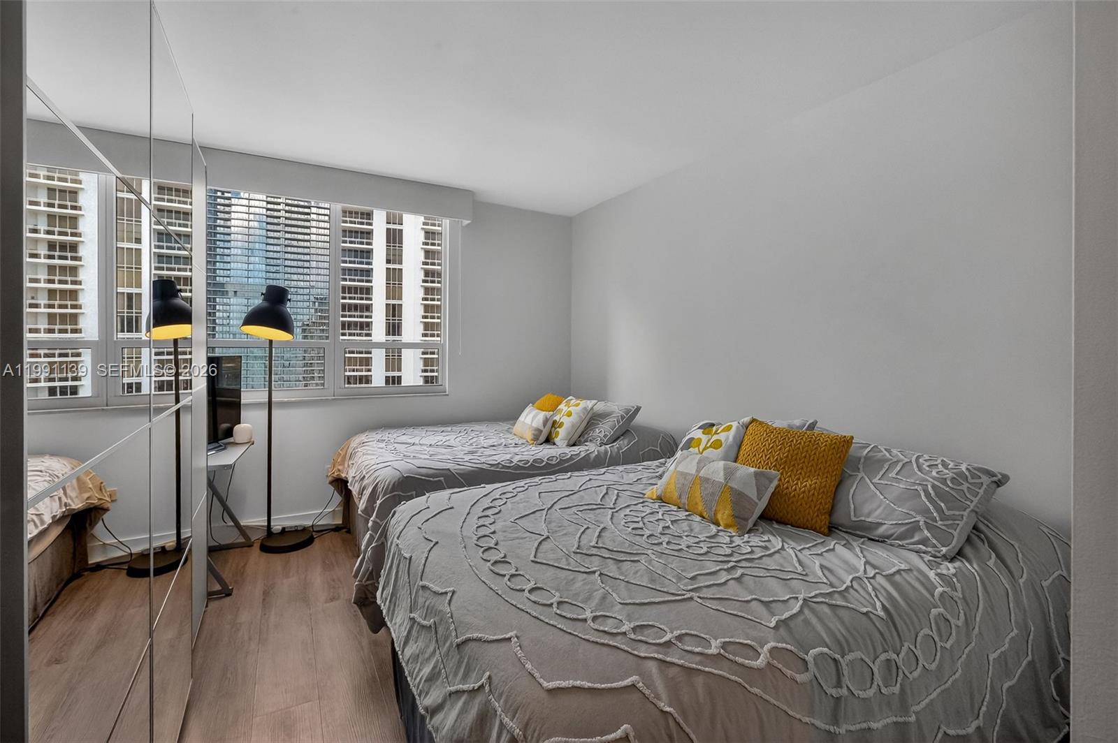 801 Brickell Key Boulevard, Unit 2502 Miami, FL 33131 - Photo 9 of 51