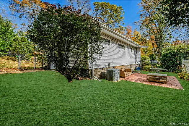 $459,000 | 133 Oak Drive, Baiting Hollow, NY 11933