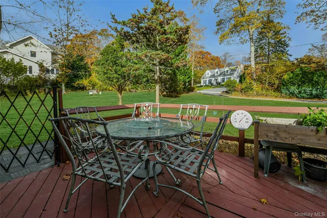 $459,000 | 133 Oak Drive, Baiting Hollow, NY 11933