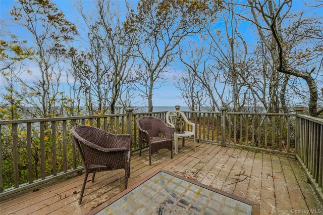 $459,000 | 133 Oak Drive, Baiting Hollow, NY 11933