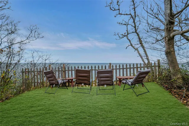 $459,000 | 133 Oak Drive, Baiting Hollow, NY 11933