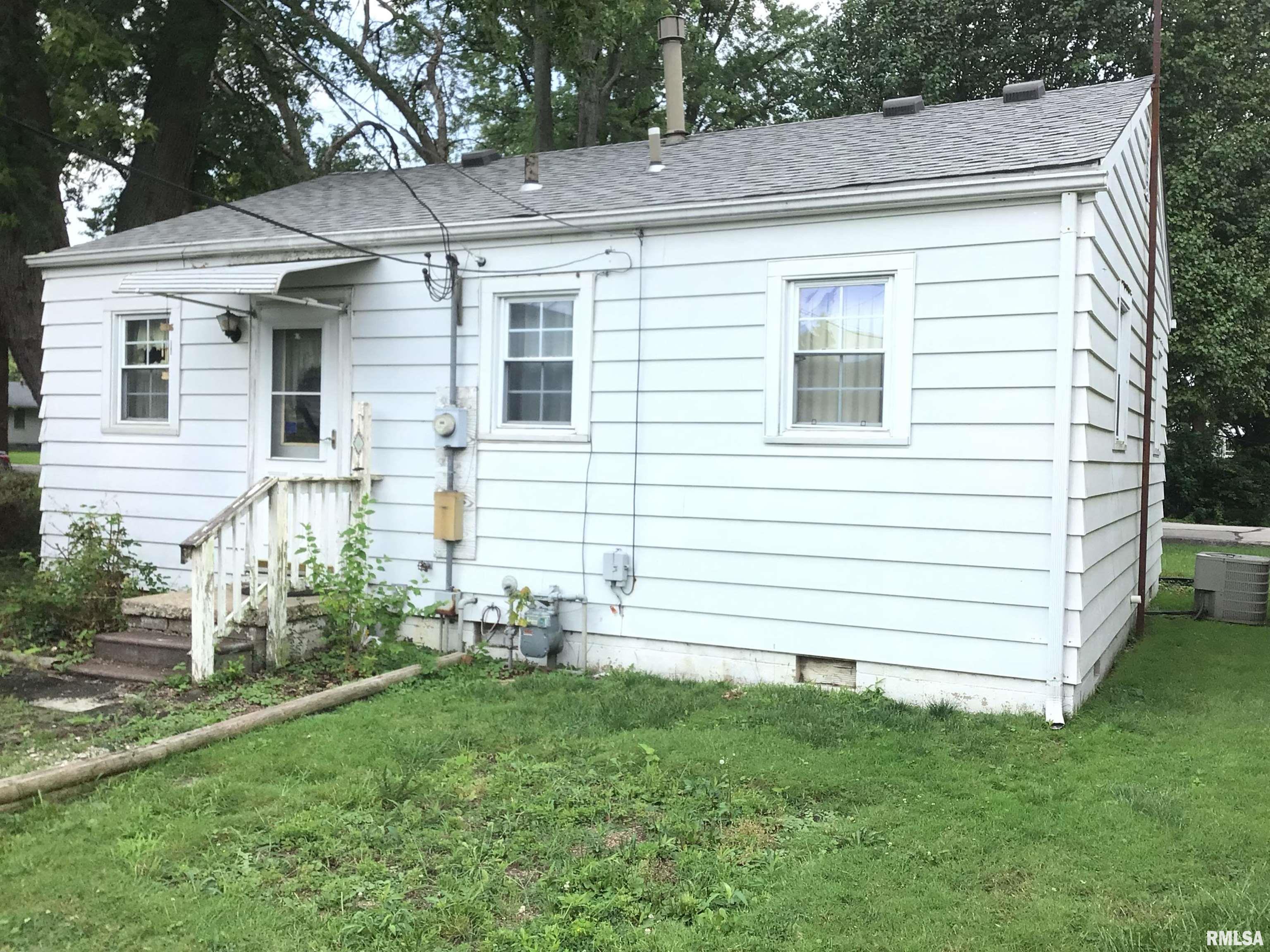 2804 Hoover Avenue Springfield, IL 62703 - Photo 14 of 16 Gallery Image 14