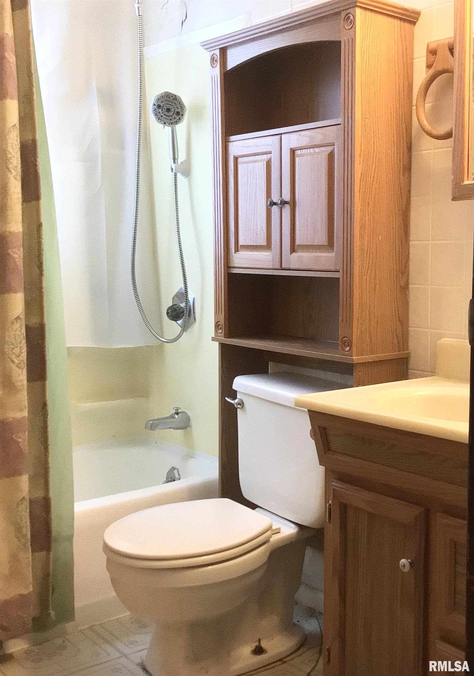 2804 Hoover Avenue Springfield, IL 62703 - Photo 8 of 16 Gallery Image 8